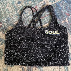 lululemon sports bra; size 6